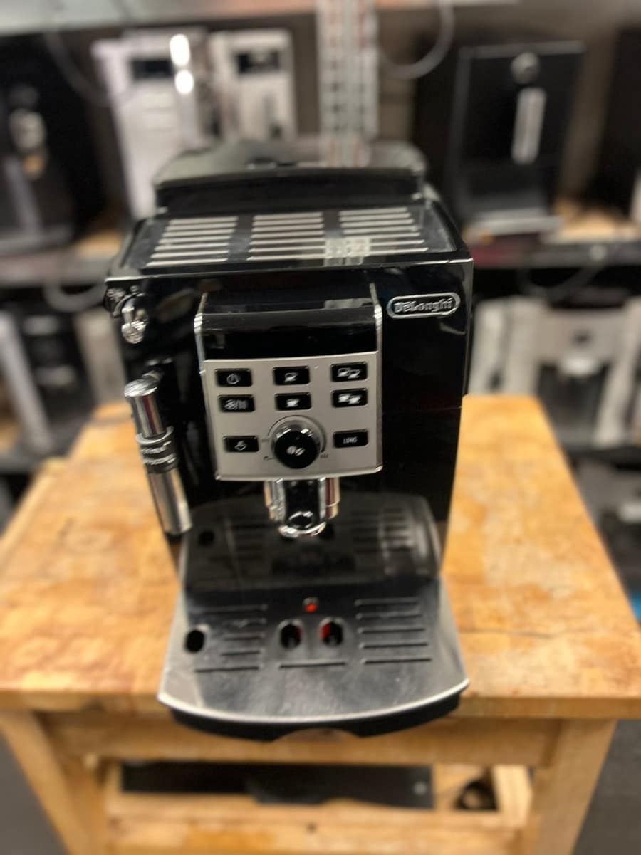 Delonghi magnifica S — gereviseerd door MMV BeanGenius